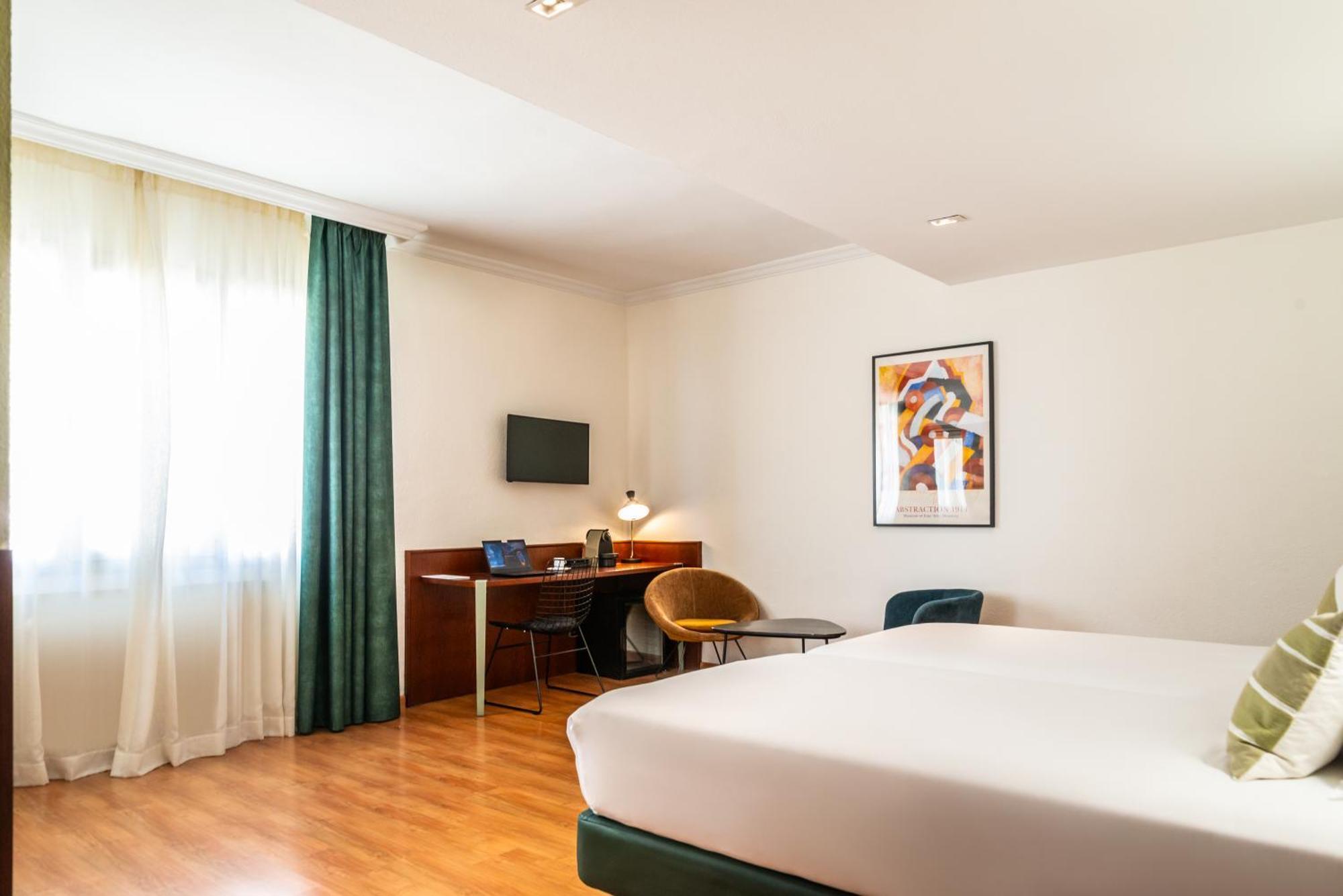 Hotel Cason Del Tormes By Happyculture Madrid